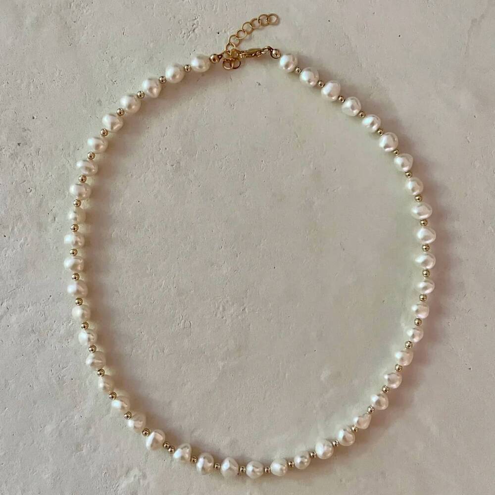 NEW HOUSE OF OLIA women's delissi pearl bead necklace in white